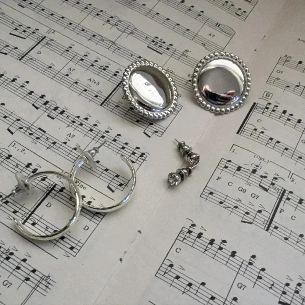 Elegant Silver Earrings Set